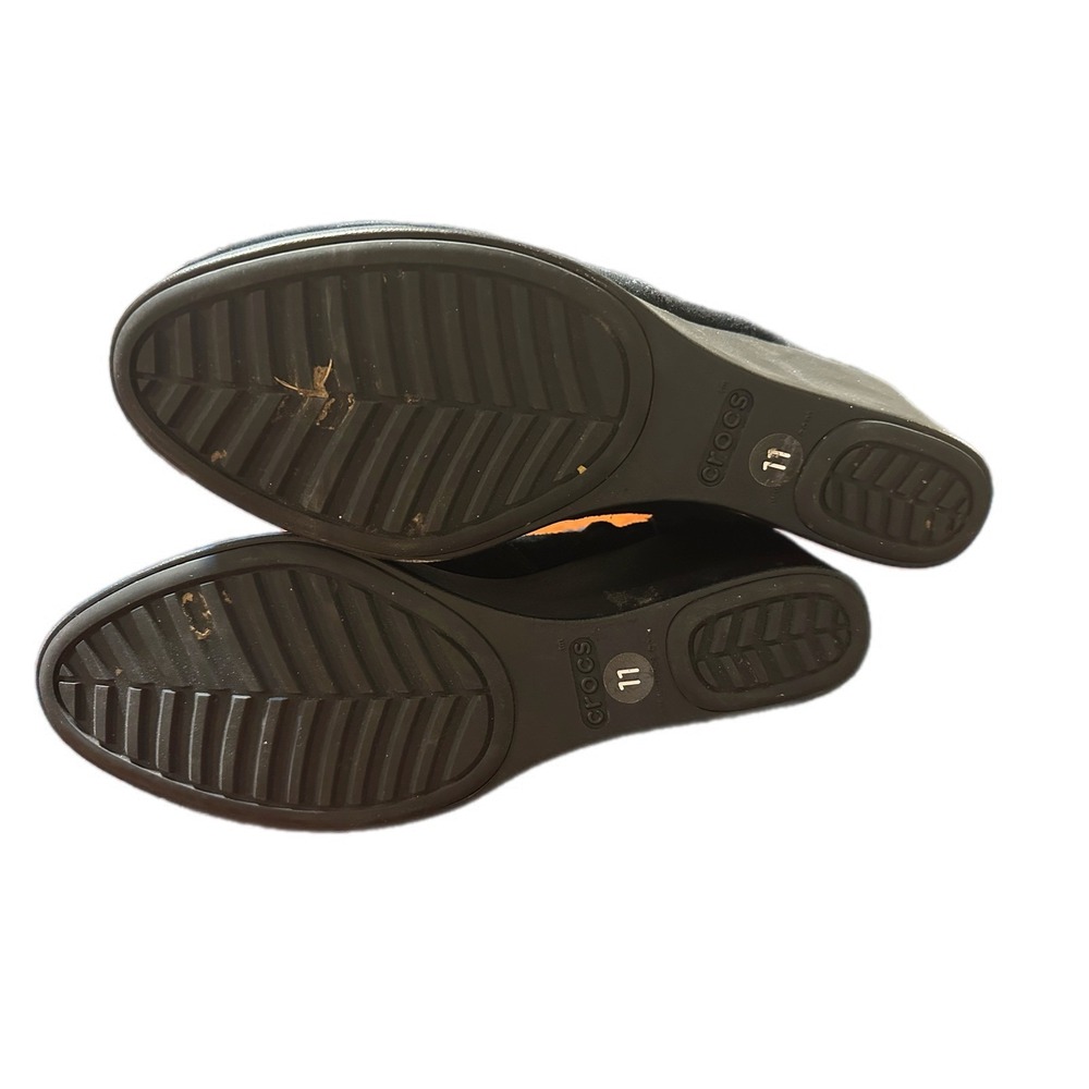 Crocs Black‎ Suede Wedge Ankle Boots Side Zip Booties Womens Size 11 - Picture 9 of 9